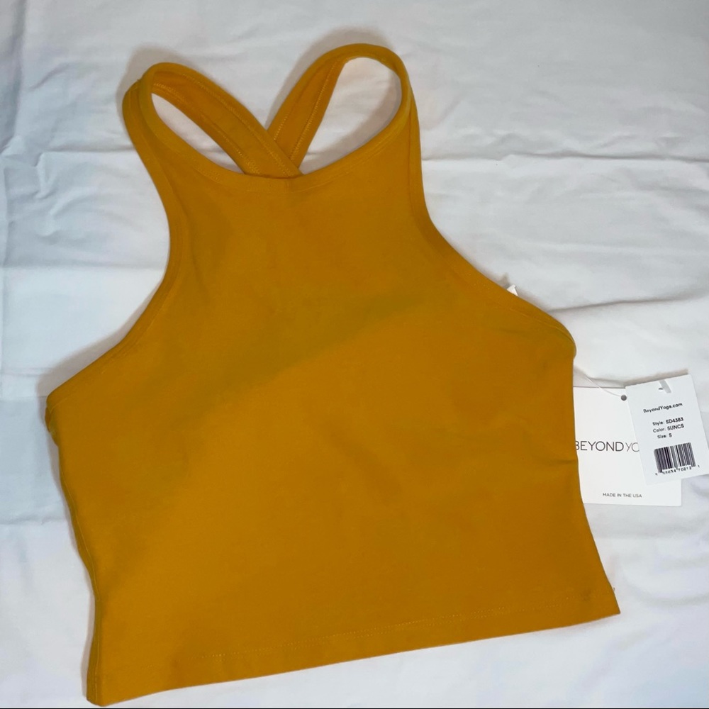 Beyond Yoga Spacedye Focus Cropped Tank in Gold - Picture 1 of 3